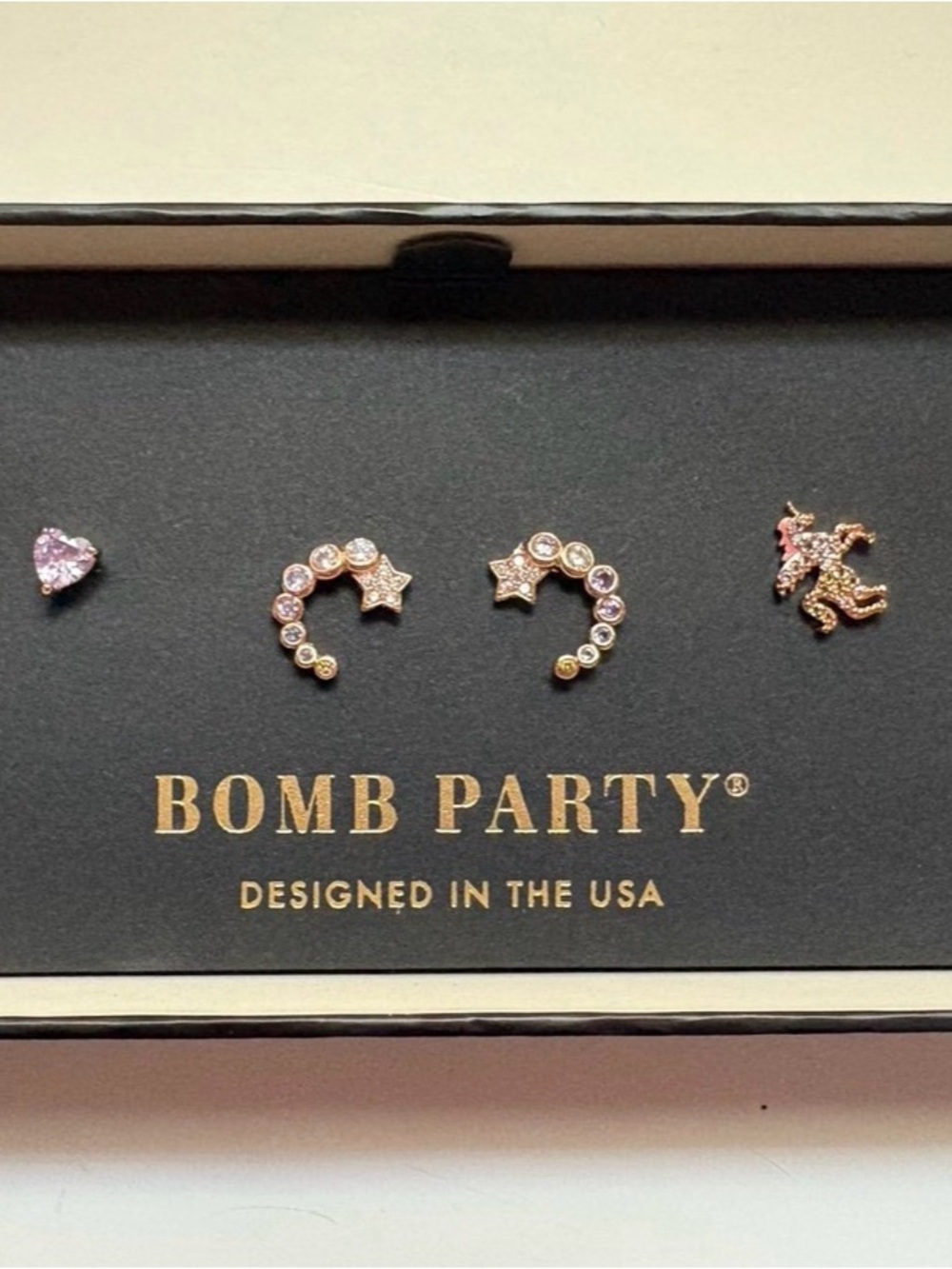 Bomb Party Simply Studs “Unicorn Wishes”